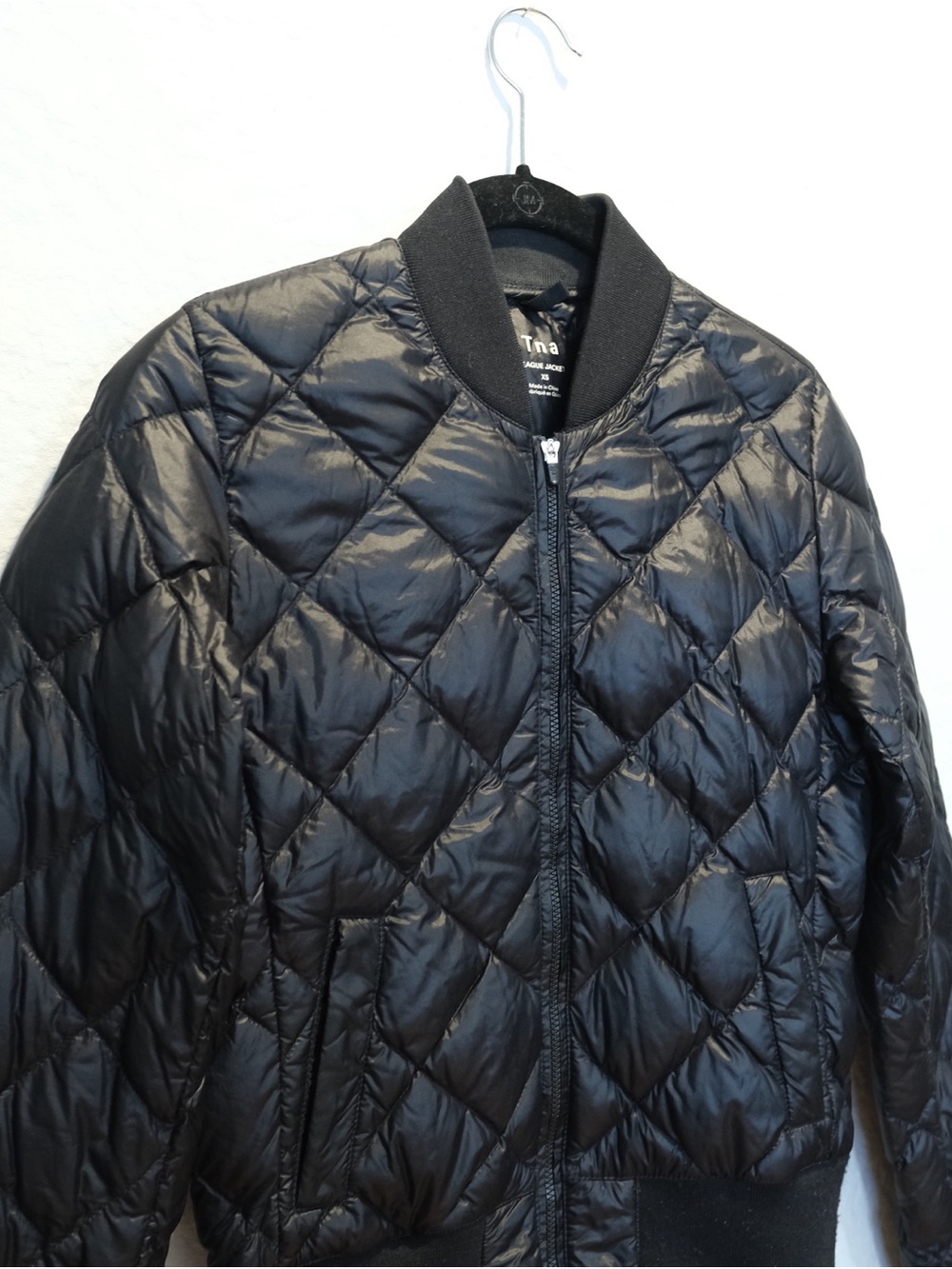 Aritzia TNA League Goose Down Bomber Quilted Jacket Women’s Size XS Black - Picture 4 of 9